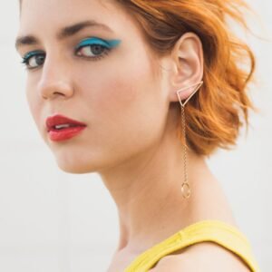 Right Triangle w/ Non-adjacent Circle Ear Pin